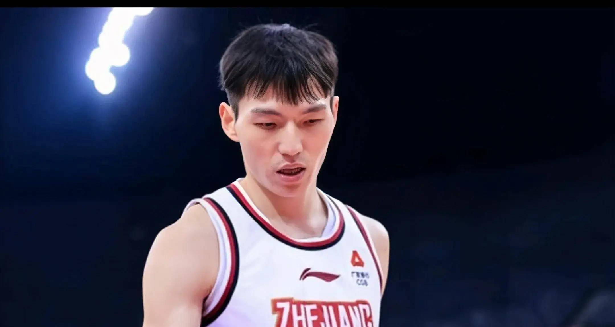 开云app-包含赛前CBA常规赛传出新动向，洛杉矶湖人迎来里程碑，管理层表态——压力陡增，训练强度明显提升的词条